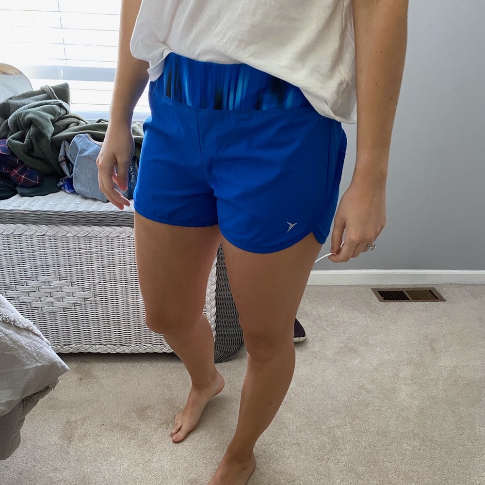 Old navy activewear shorts
